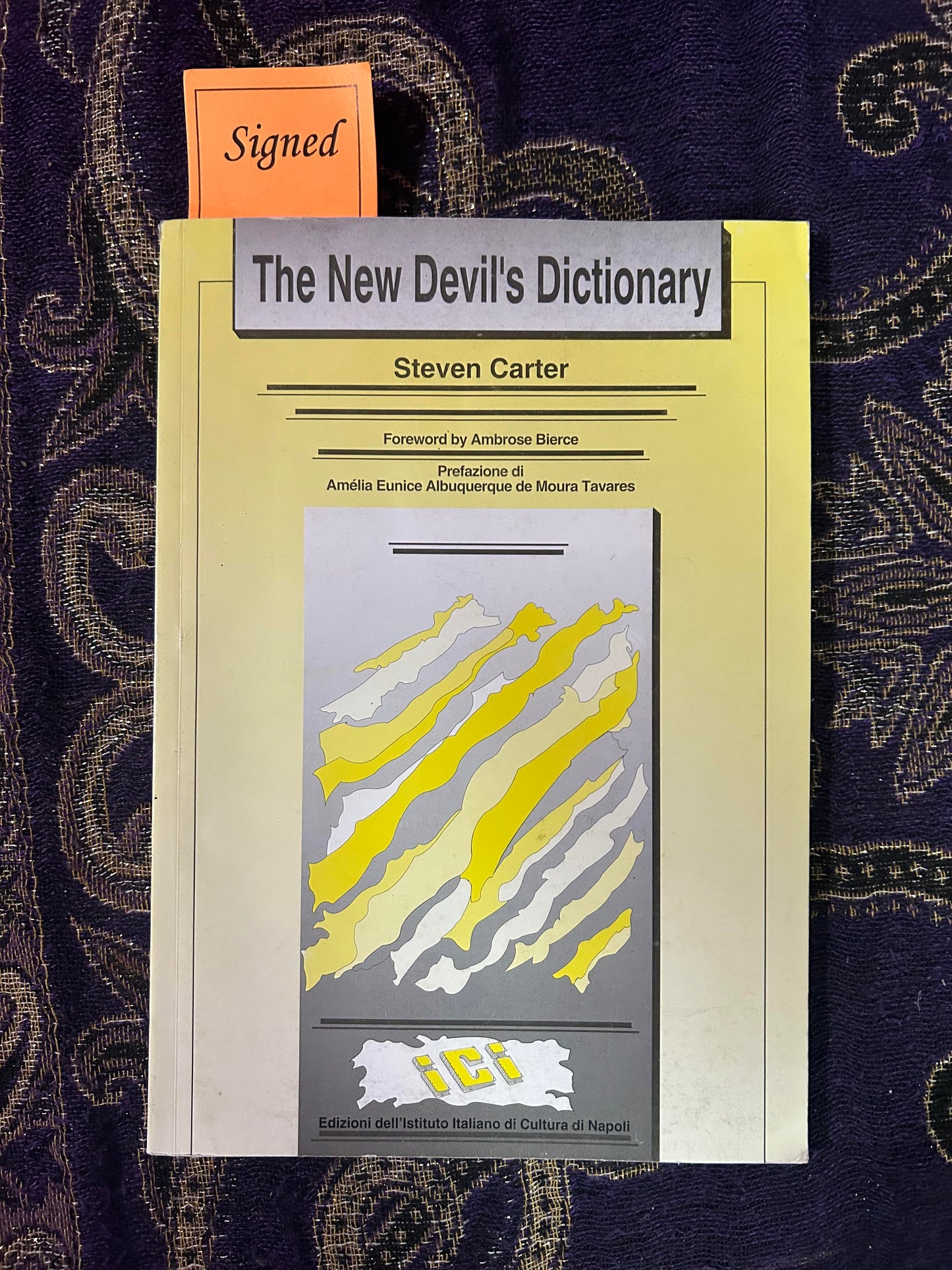 The New Devil's Dictionary by Steven Carter (Signed) Italian / English language