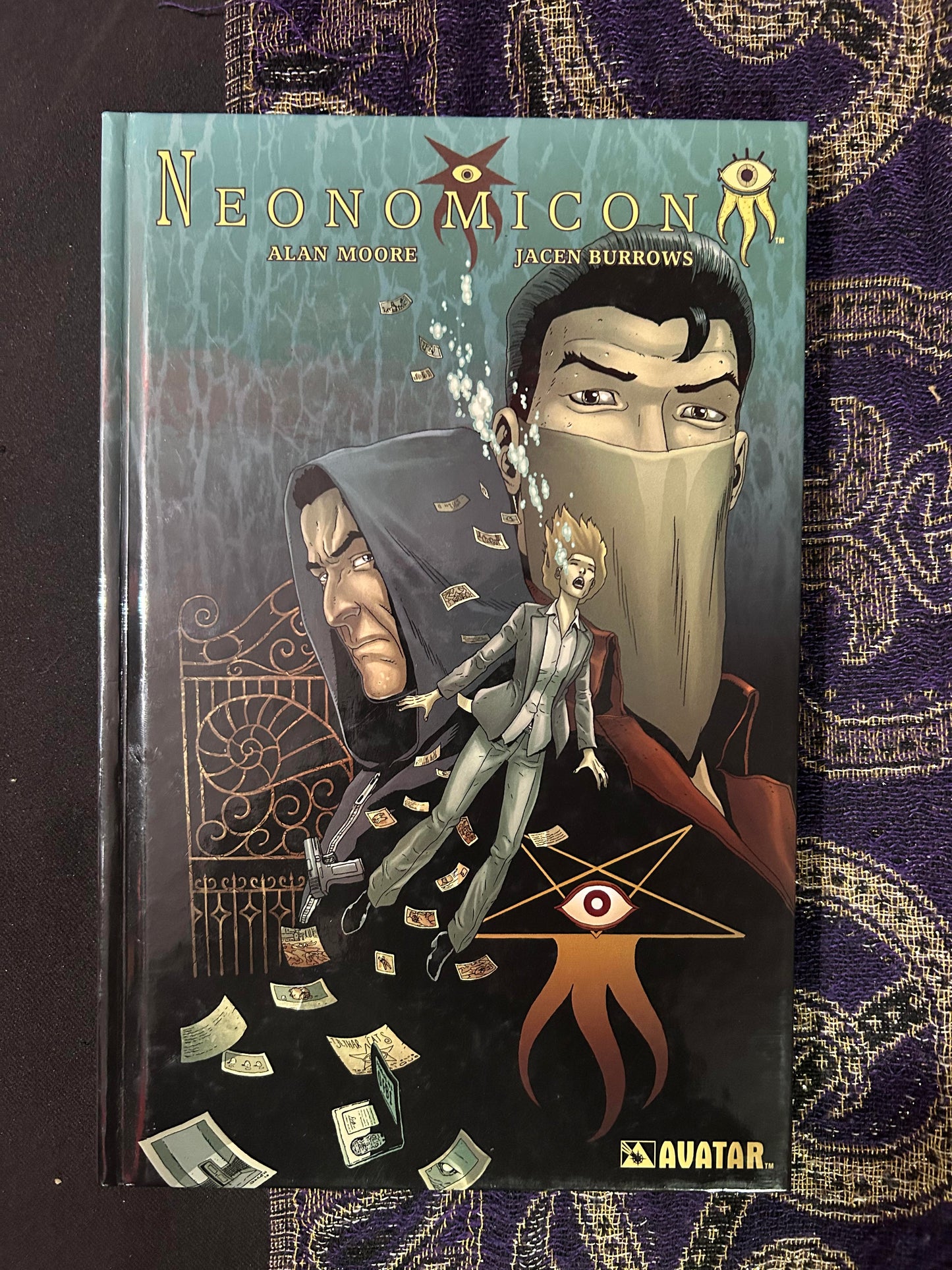 Alan Moore's Neonomicon, Hardcover (Avatar 2011) 1st Printing